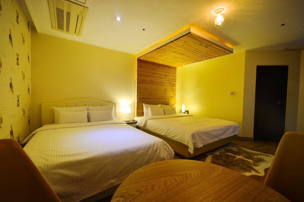 Gimhae Business Hotel K Екстер'єр фото