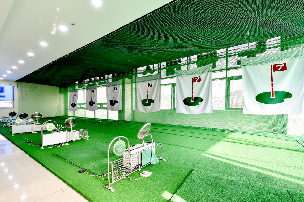 Gimhae Business Hotel K Екстер'єр фото