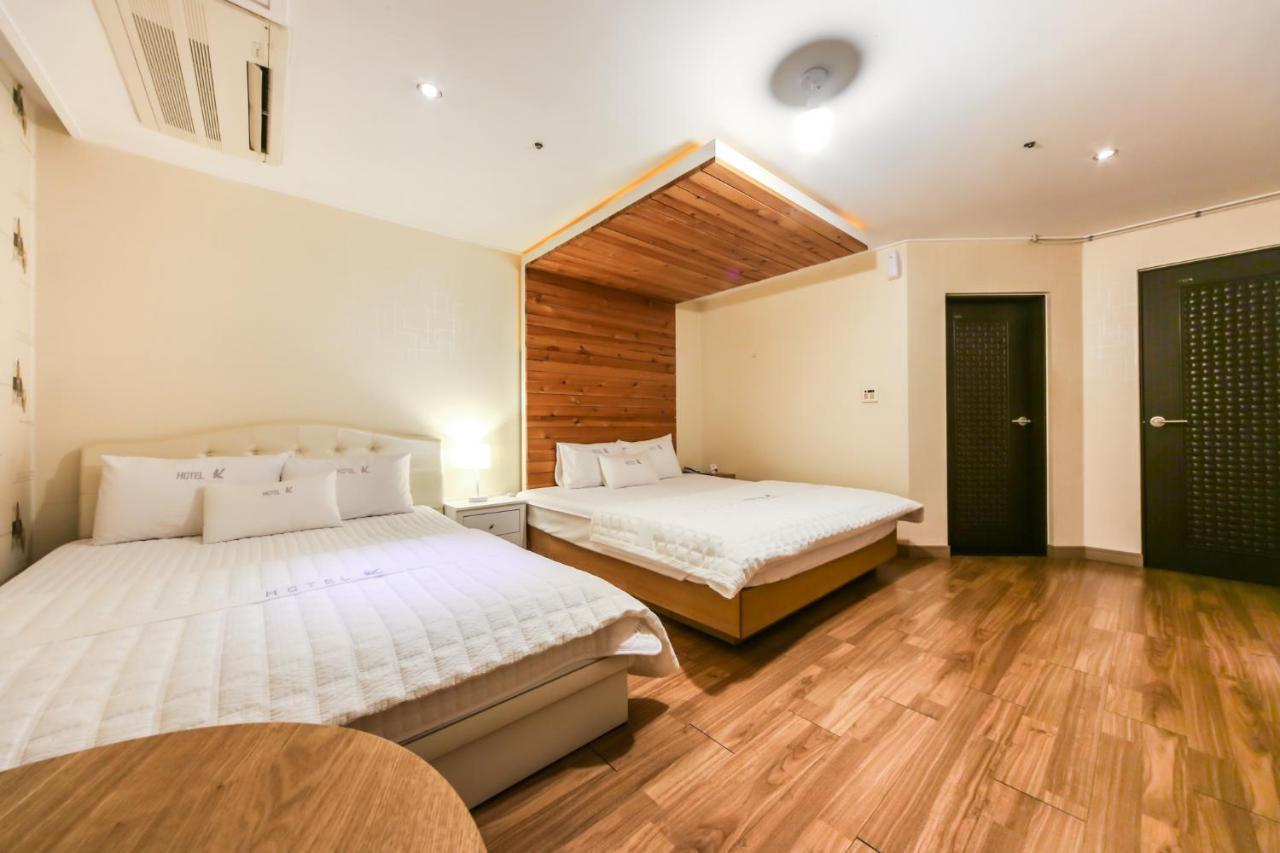 Gimhae Business Hotel K Екстер'єр фото